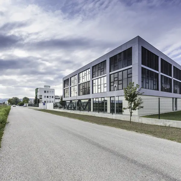 EKOM_3